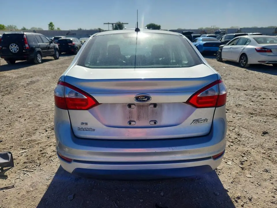 2017 FORD FIESTA SE  
