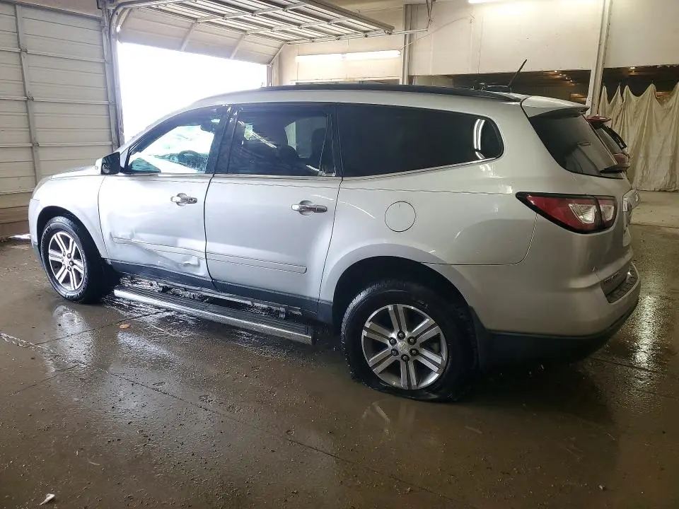 2017 CHEVROLET TRAVERSE LT  