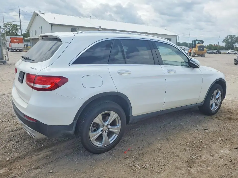 2016 MERCEDES-BENZ GLC 300 4MATIC  