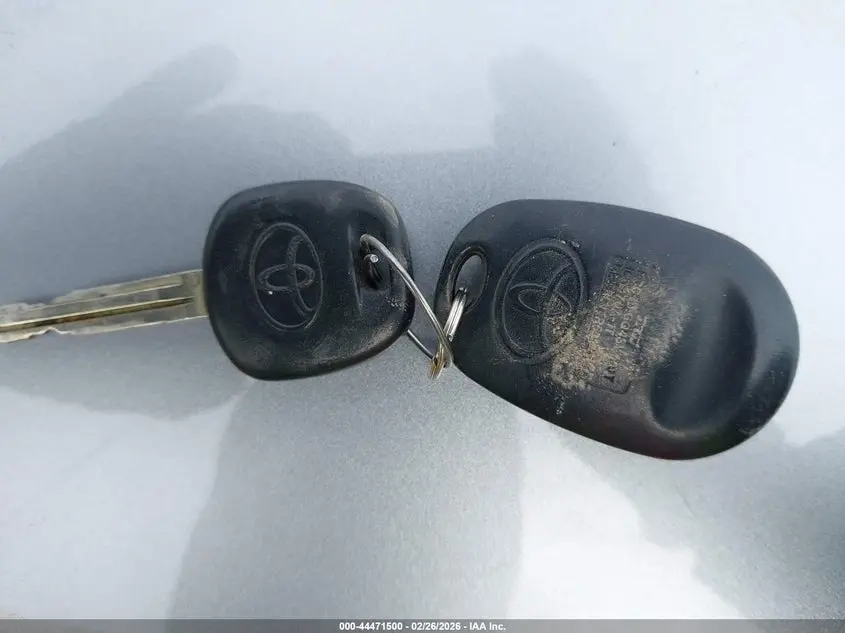 2012 TOYOTA TUNDRA GRADE 5.7L V8