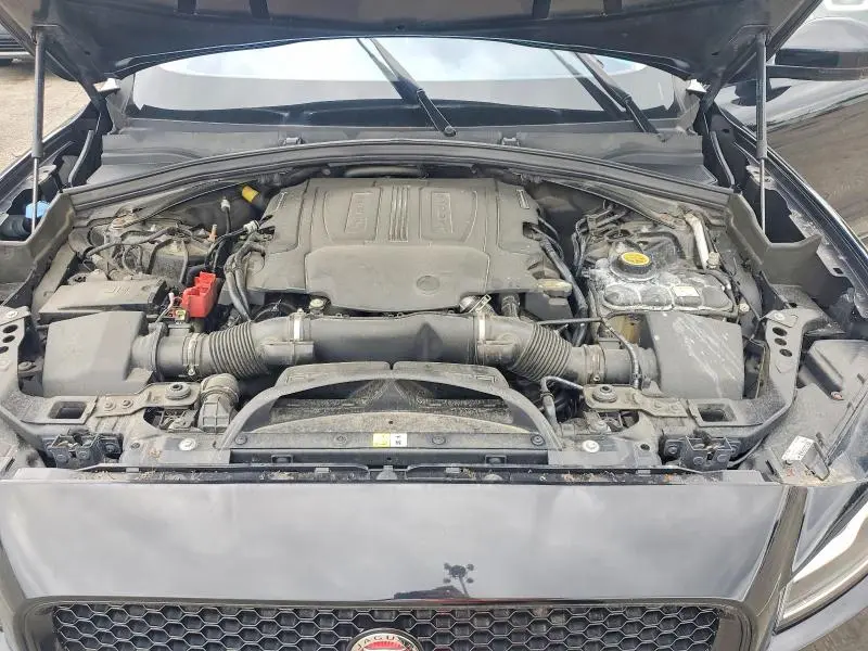 2017 JAGUAR F-PACE S  