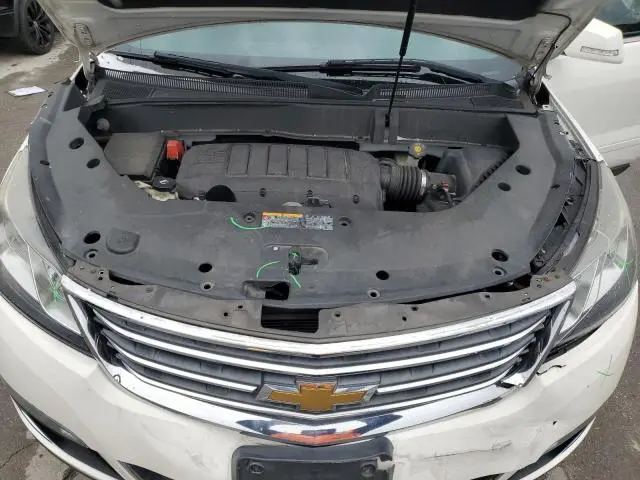 2015 CHEVROLET TRAVERSE LT  