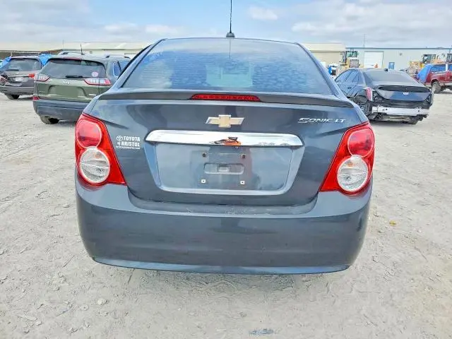 2016 CHEVROLET SONIC LT  