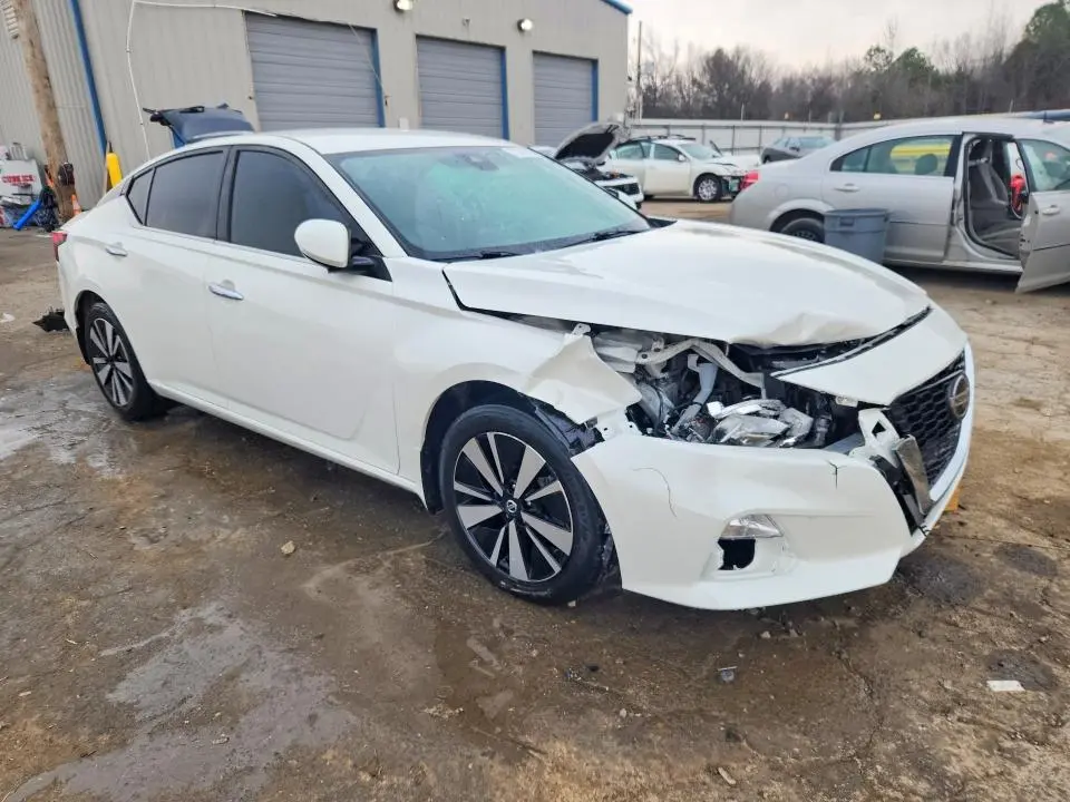 2021 NISSAN ALTIMA 2.5 SV  