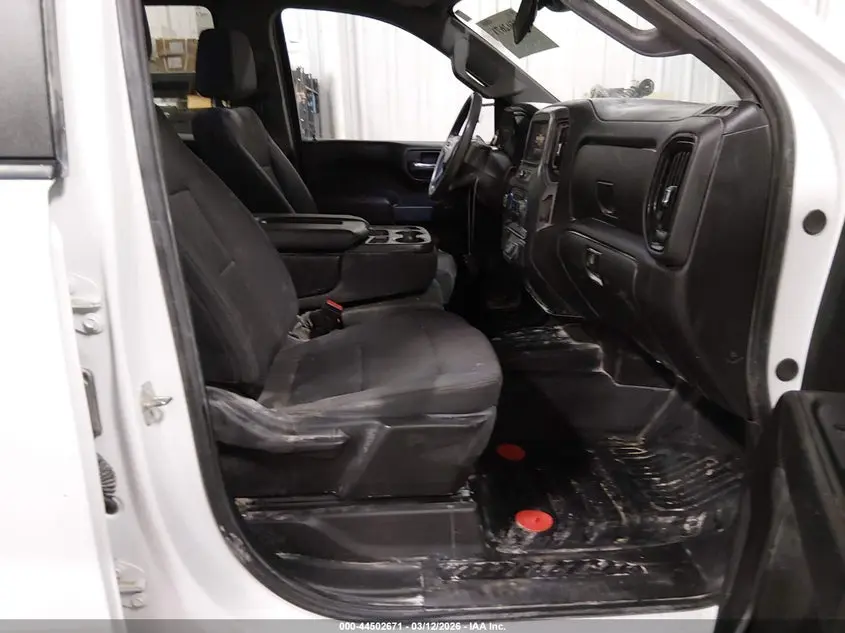 2024 CHEVROLET SILVERADO 1500 4WD  STANDARD BED WT