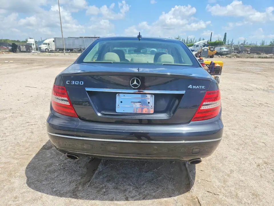 2013 MERCEDES-BENZ C 300 4MATIC  