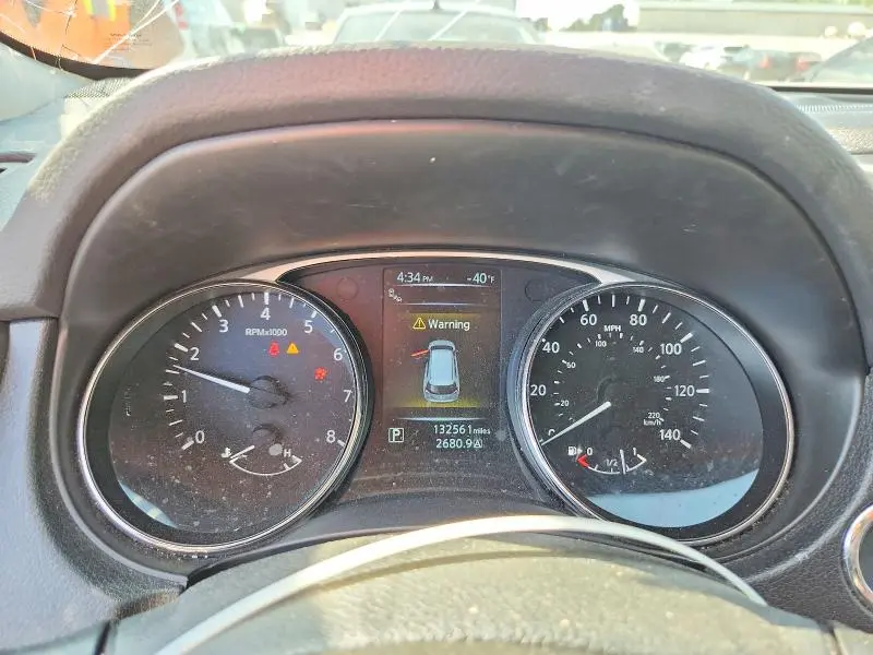 2015 NISSAN ROGUE SL  