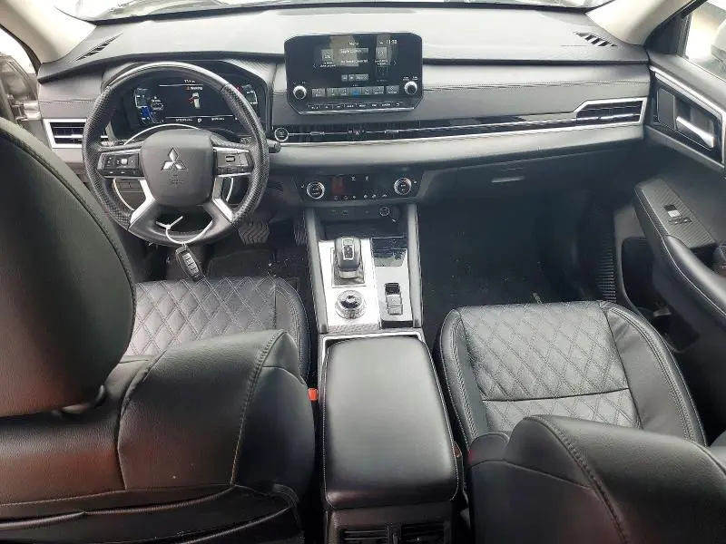 2023 MITSUBISHI OUTLANDER   