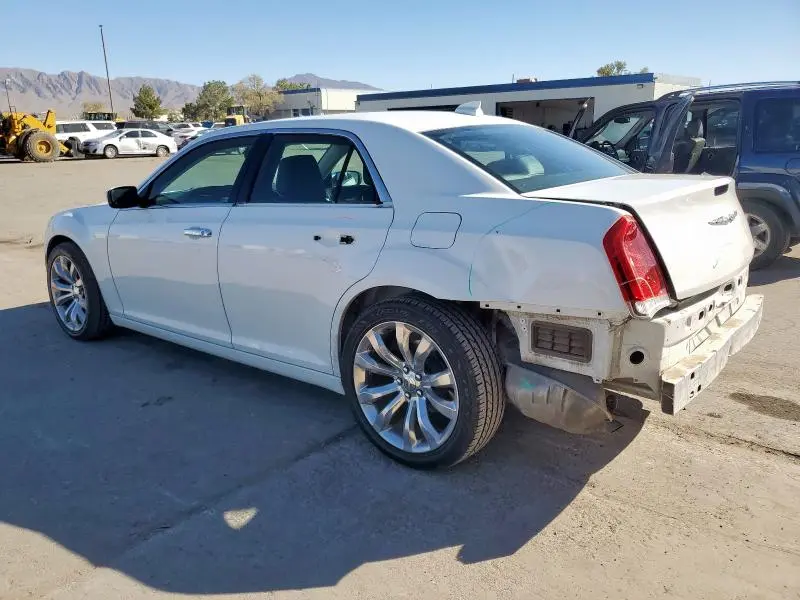 2018 CHRYSLER 300 LIMITED  