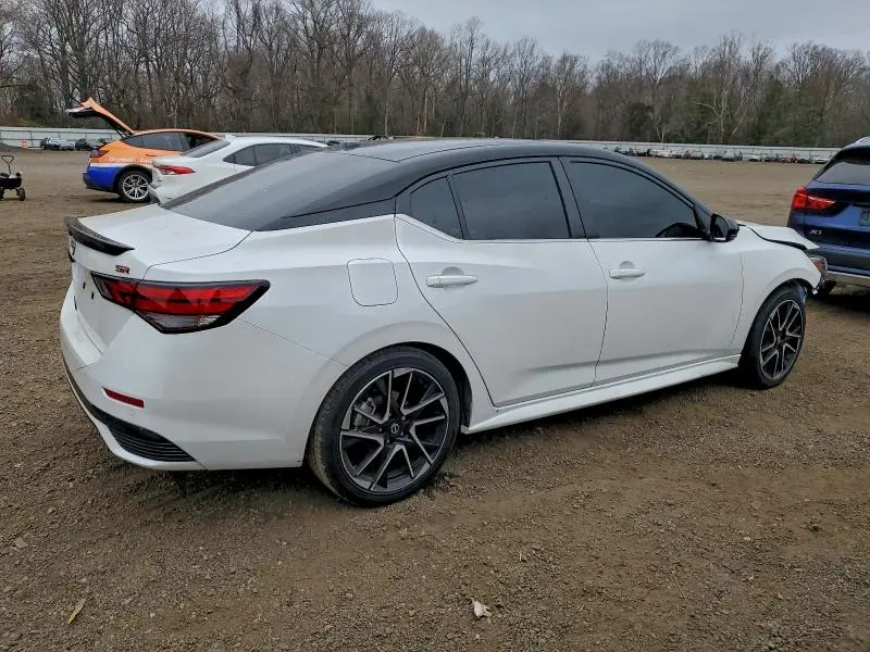 2024 NISSAN SENTRA SR  