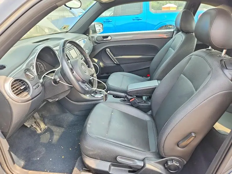 2014 VOLKSWAGEN BEETLE   