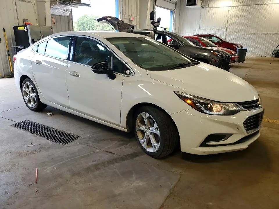 2018 CHEVROLET CRUZE PREMIER  