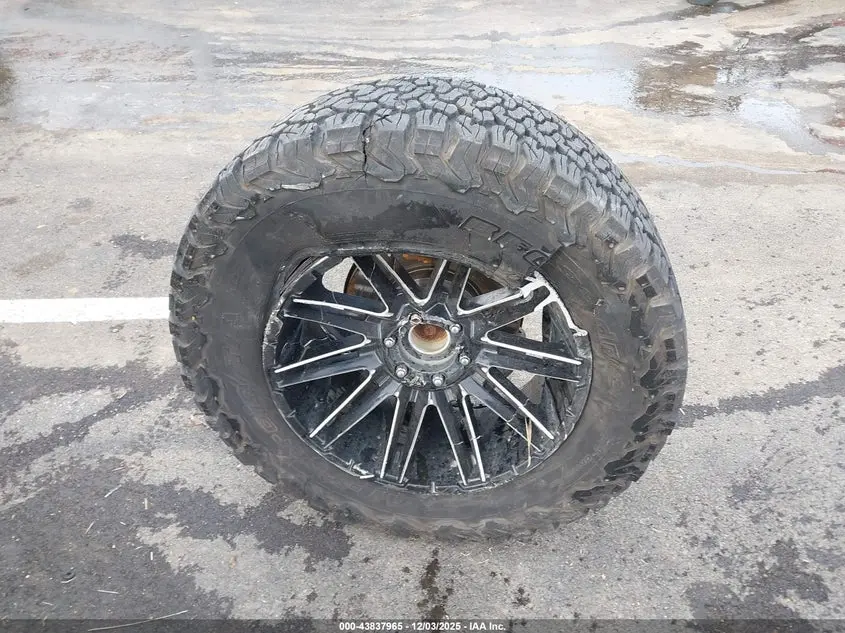 2021 CHEVROLET SILVERADO 1500 4WD  SHORT BED CUSTOM TRAIL BOSS/4WD  STANDARD BED CUSTOM TRAIL BOSS