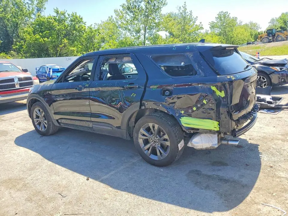 2021 FORD EXPLORER XLT  