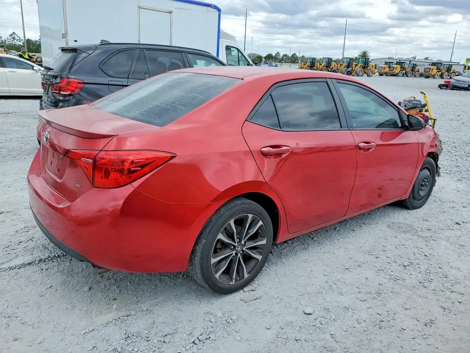 2017 TOYOTA COROLLA SE  