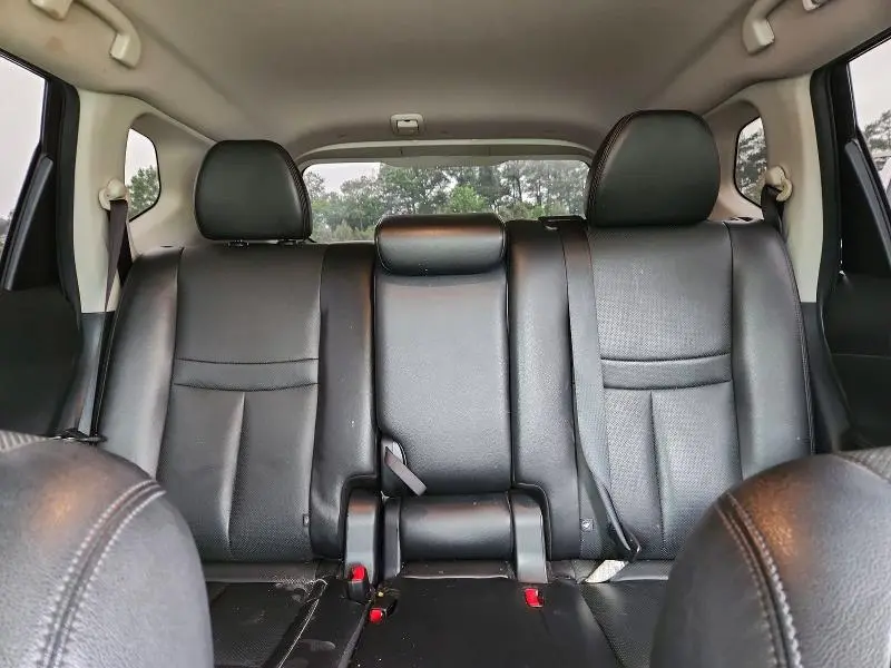 2016 NISSAN ROGUE SL  