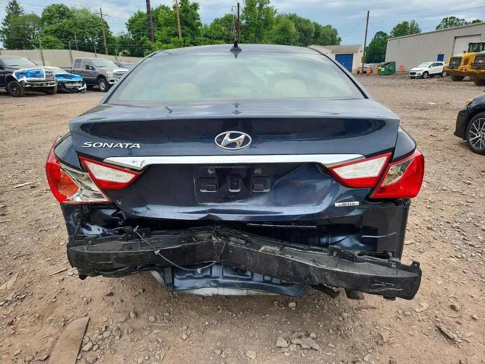 2013 HYUNDAI SONATA LIMITED  