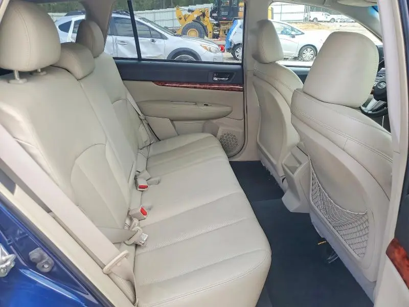 2011 SUBARU OUTBACK 3.6R LIMITED  