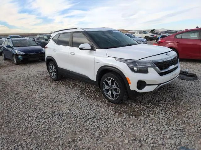 2021 KIA SELTOS EX  