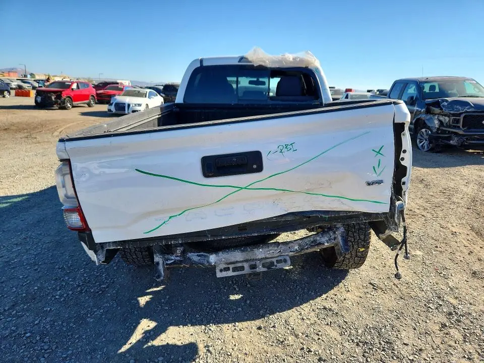 2017 TOYOTA TACOMA TRD SPORT  