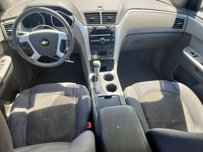 2012 CHEVROLET TRAVERSE LT  
