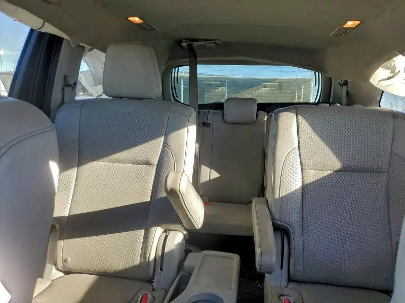 2016 TOYOTA HIGHLANDER HYBRID LIMITED  