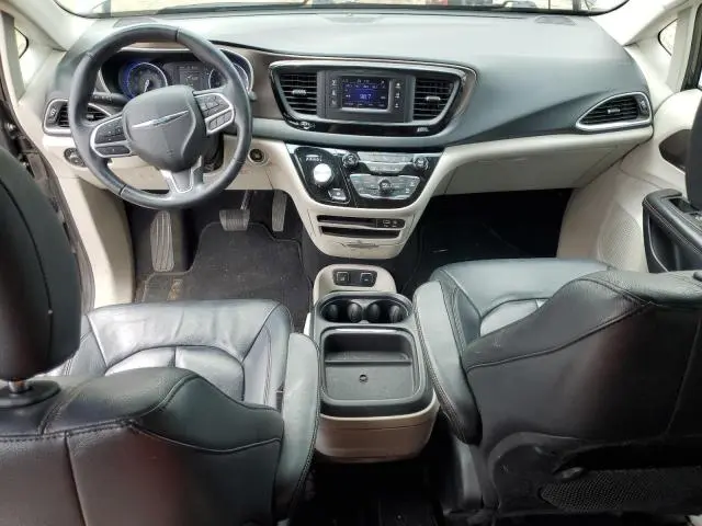 2017 CHRYSLER PACIFICA TOURING L  