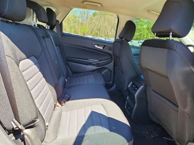 2023 FORD EDGE SE  