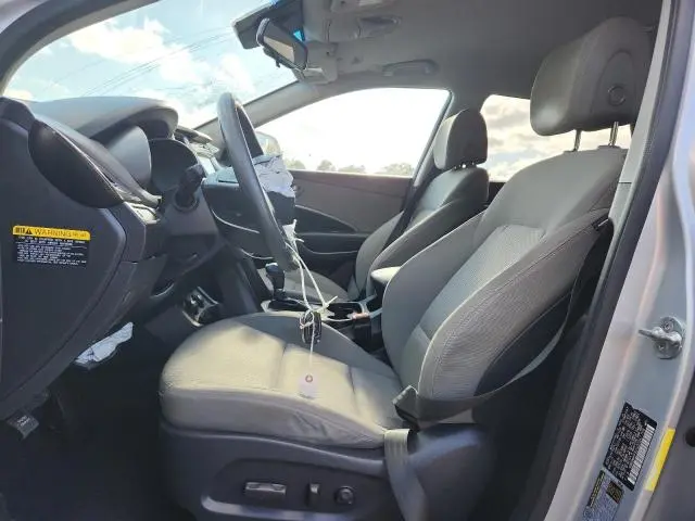 2018 HYUNDAI SANTA FE SE  