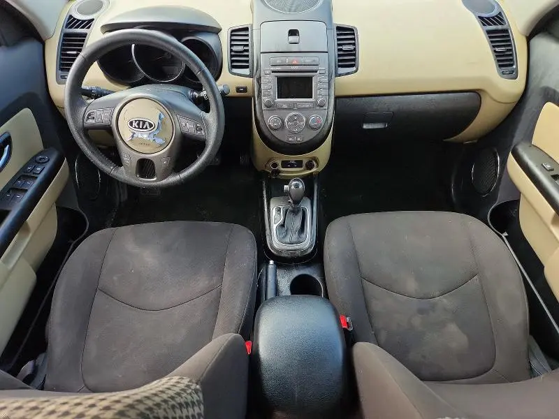 2012 KIA SOUL !  