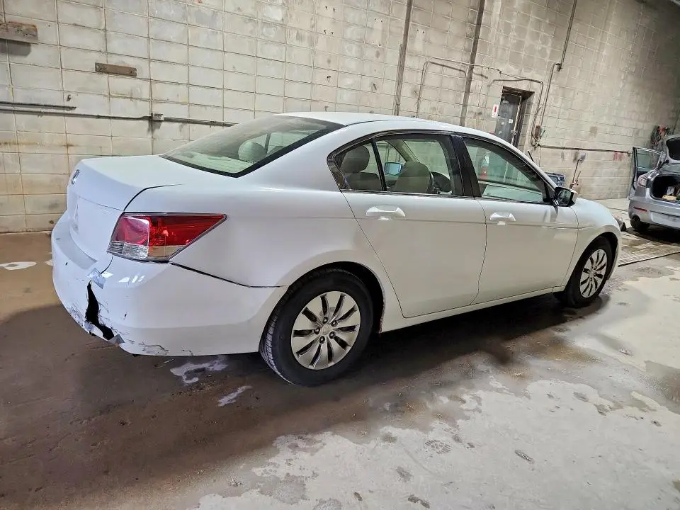 2010 HONDA ACCORD LX  
