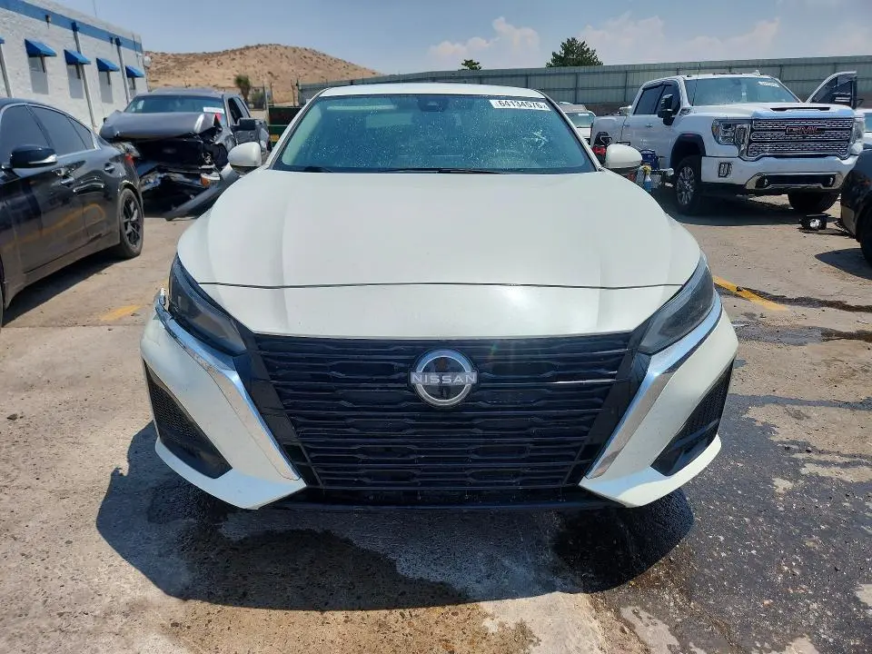 2023 NISSAN ALTIMA SL  