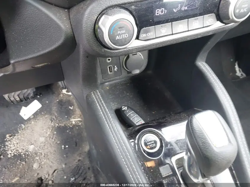 2019 NISSAN KICKS SV