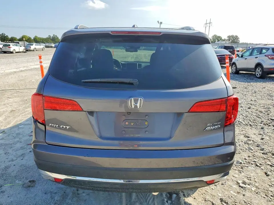 2016 HONDA PILOT ELITE  