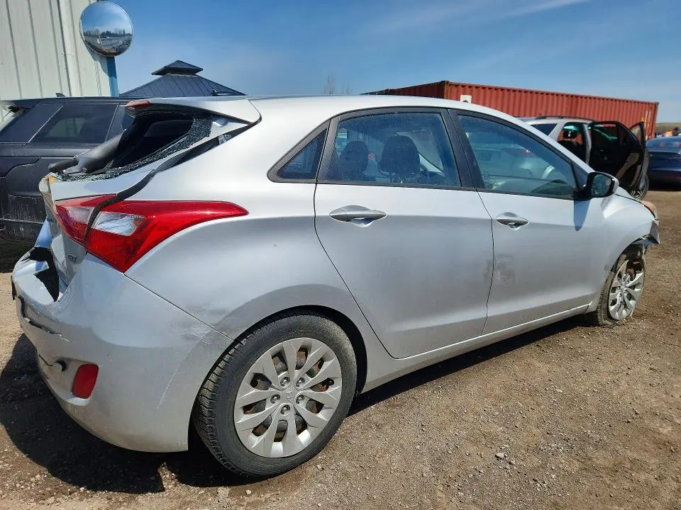 2016 HYUNDAI ELANTRA GT   
