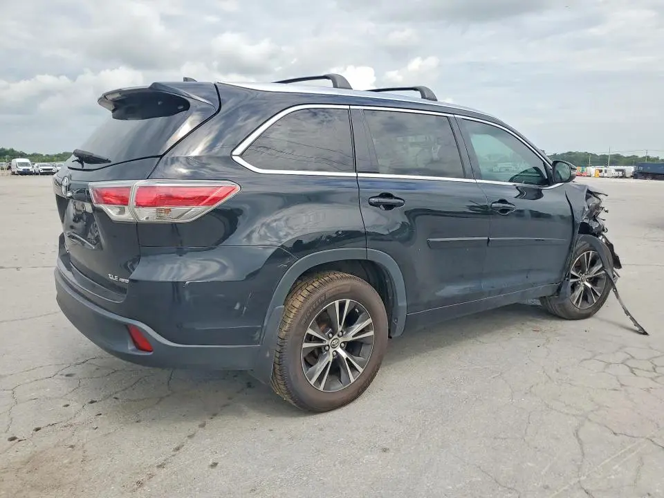 2016 TOYOTA HIGHLANDER XLE  