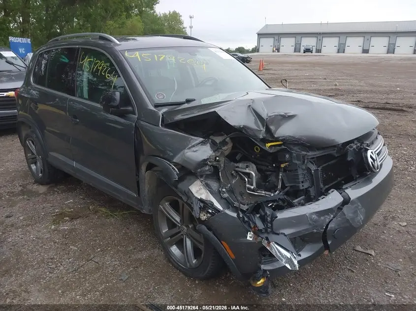 2017 VOLKSWAGEN TIGUAN 2.0T SPORT