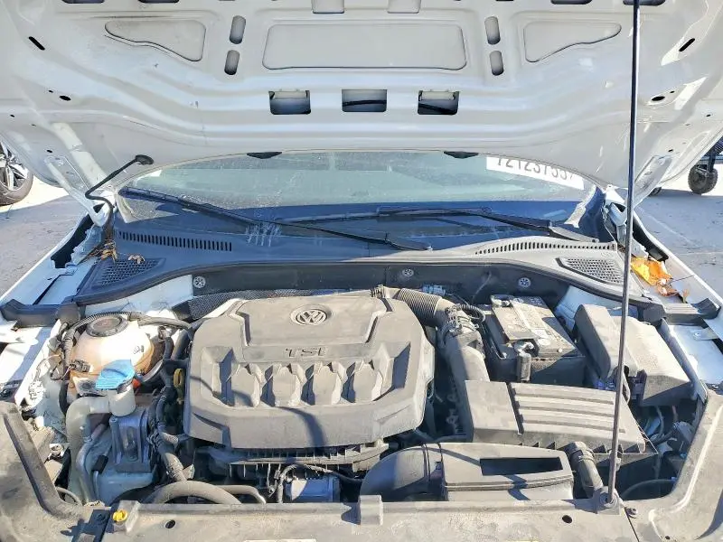 2021 VOLKSWAGEN PASSAT SE  