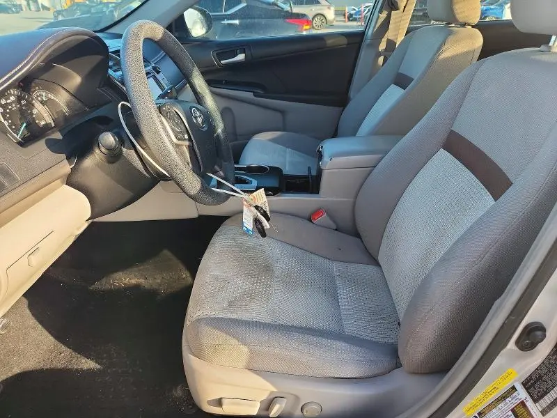 2012 TOYOTA CAMRY LE  