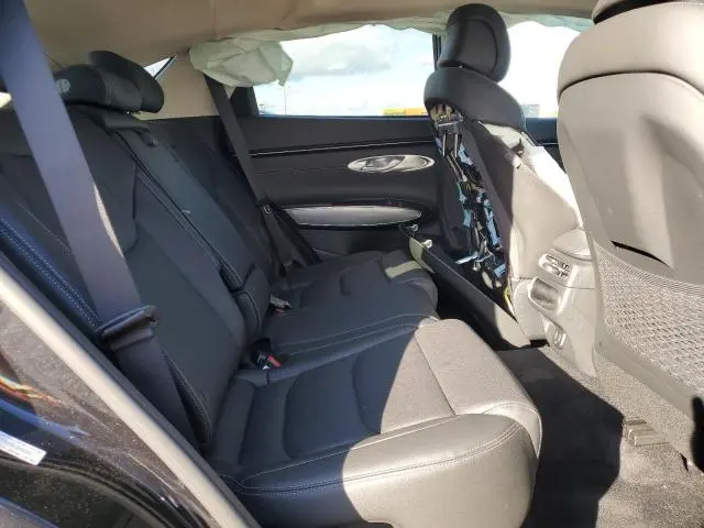 2023 GENESIS GV70 BASE  