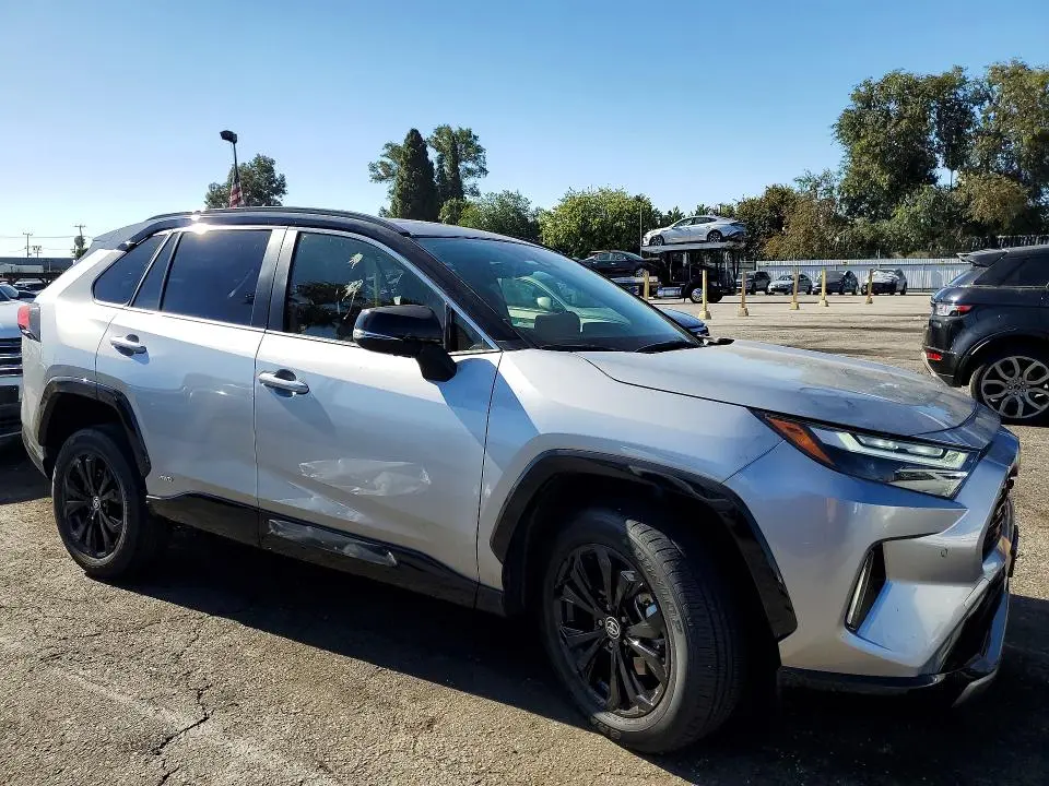 2023 TOYOTA RAV4 XSE  