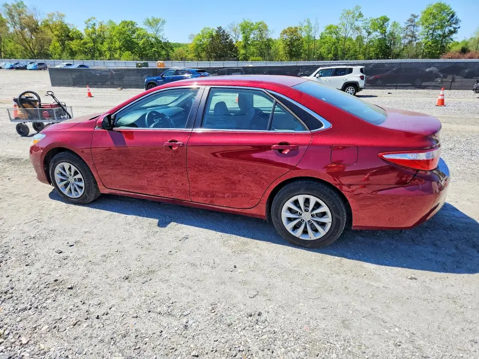 2016 TOYOTA CAMRY LE  