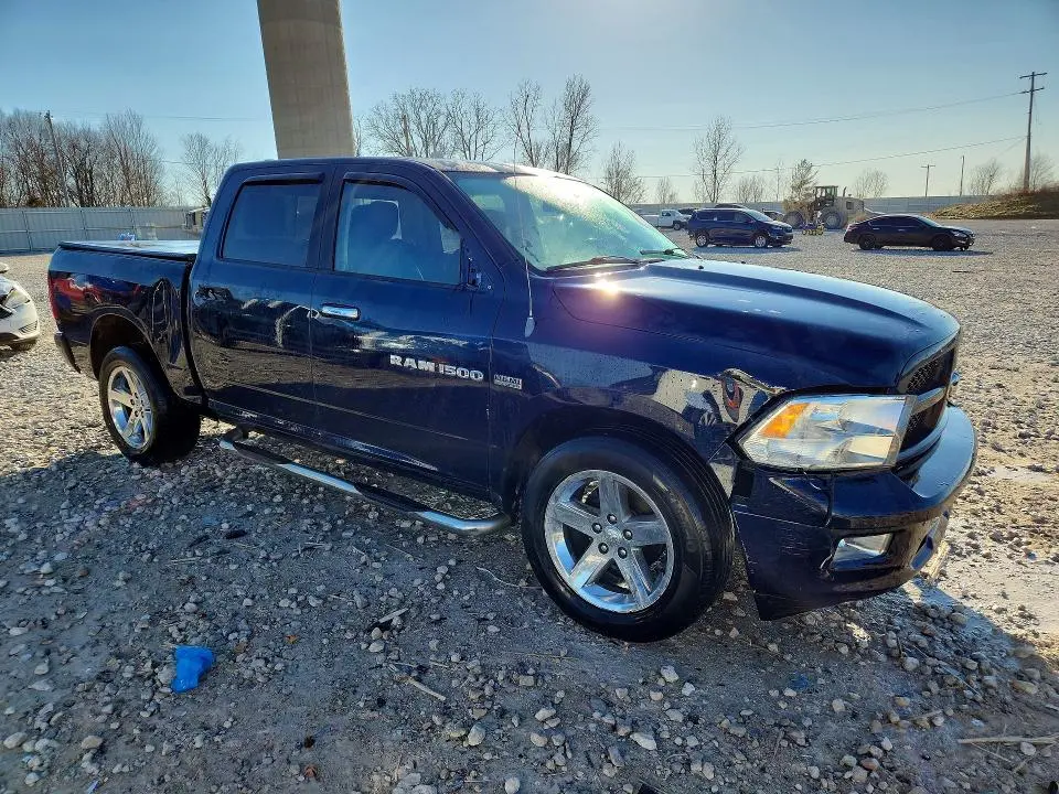 2012 DODGE RAM 1500 SLT  