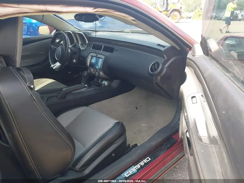 2011 CHEVROLET CAMARO 2LT