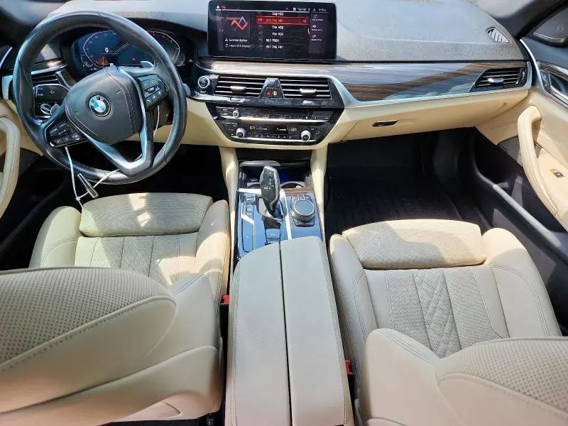 2021 BMW 530 I  