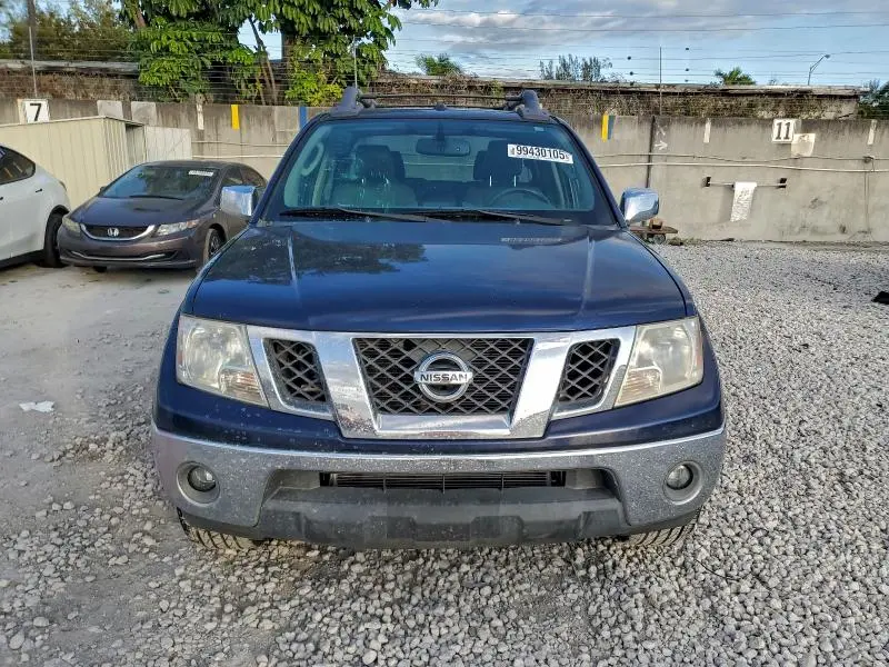 2011 NISSAN FRONTIER SV  