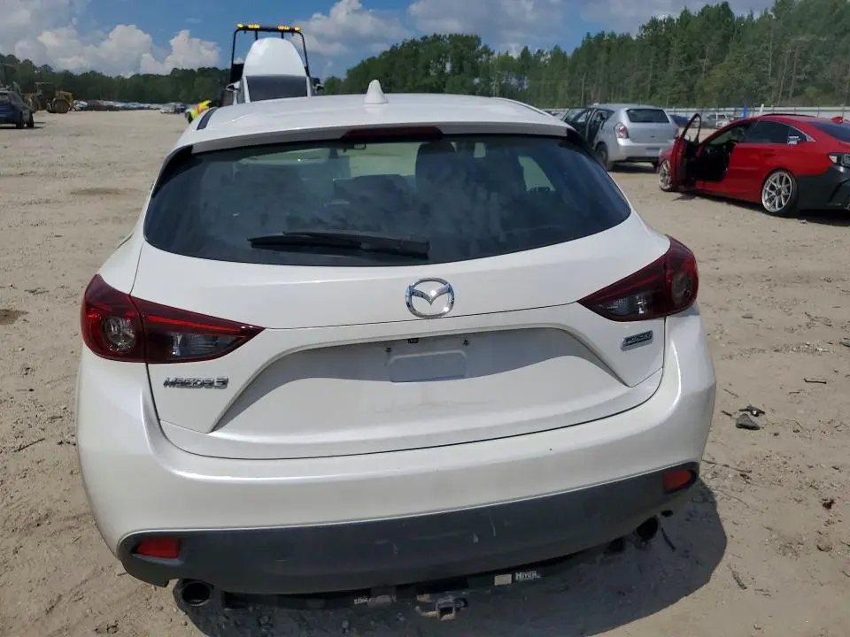 2015 MAZDA 3 TOURING  