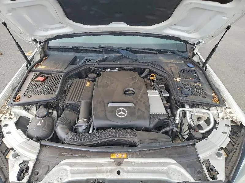 2015 MERCEDES-BENZ C 300  