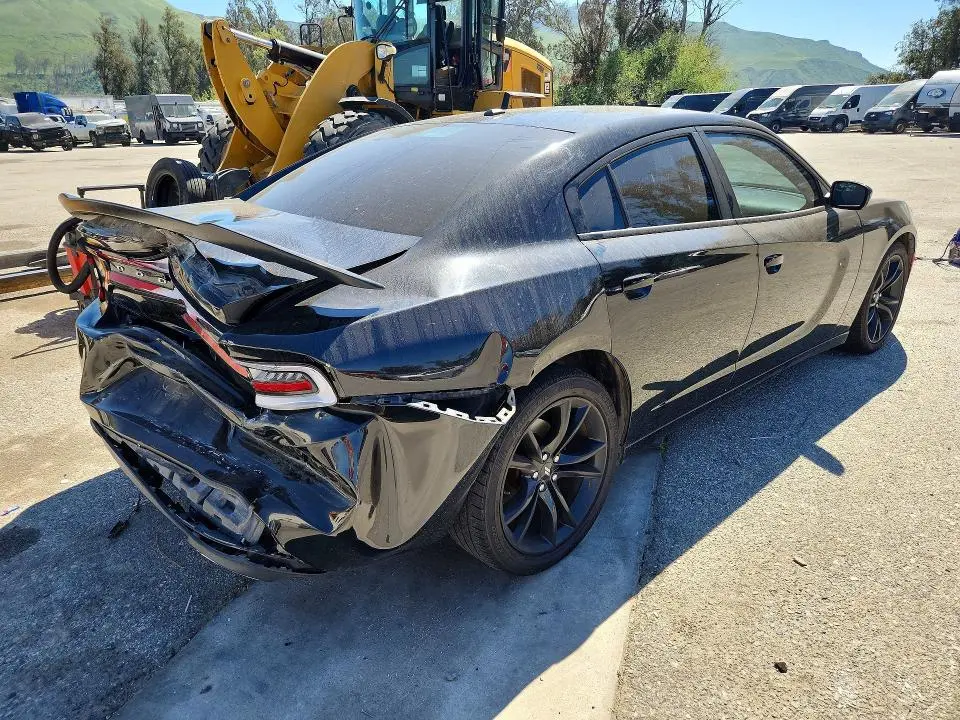 2018 DODGE CHARGER SXT  