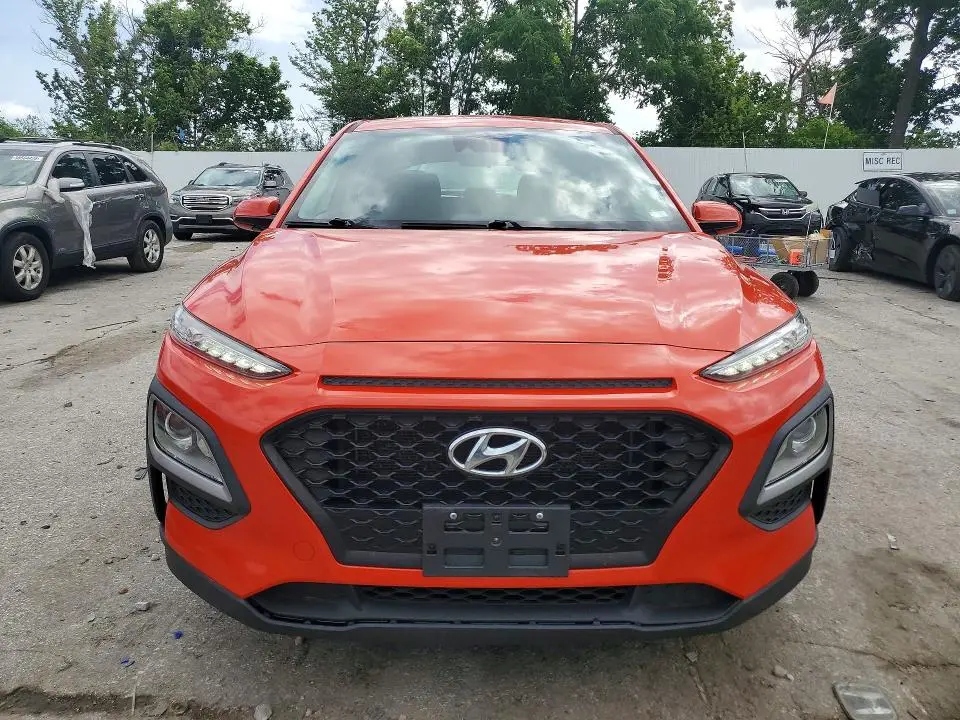 2020 HYUNDAI KONA SE  